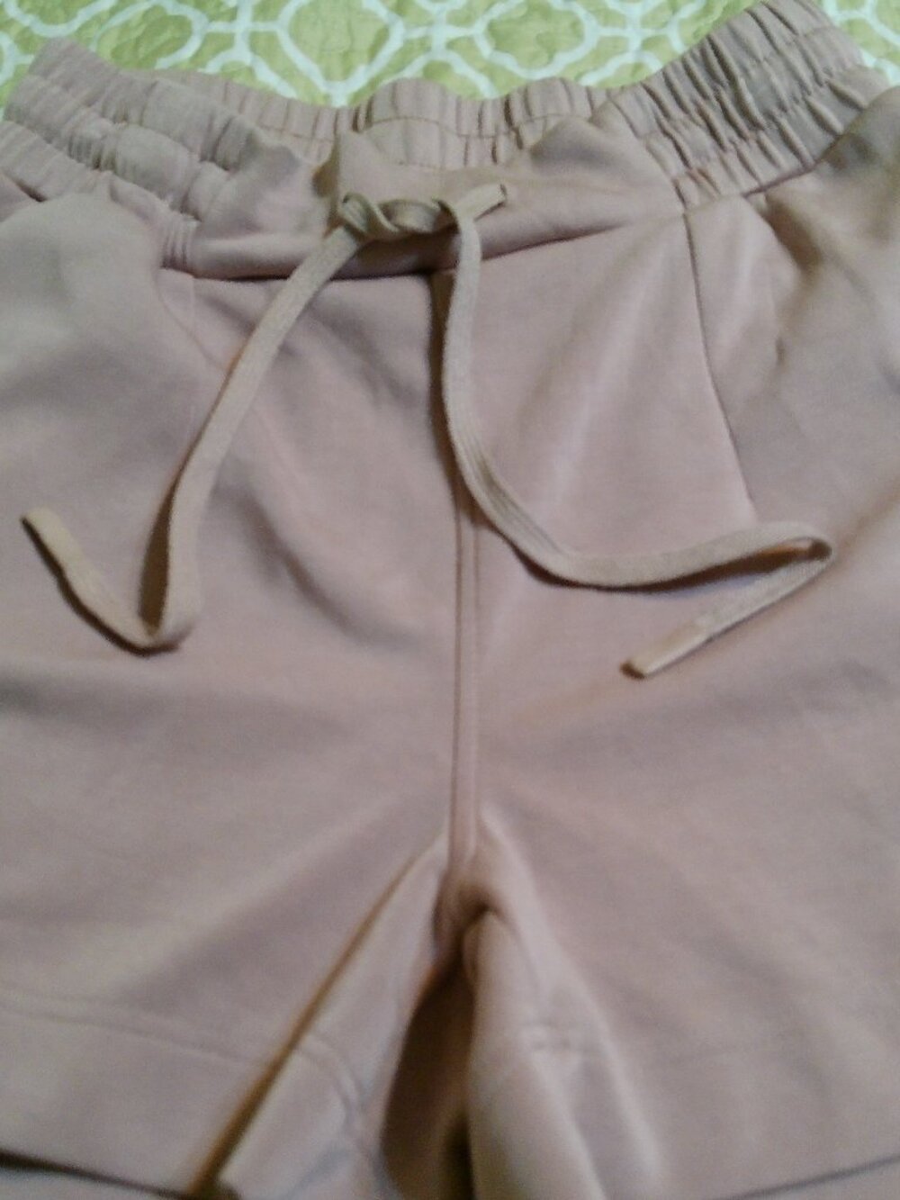 JESSICA SIMPSON DRAWSTRING SHORTS GREAT CONDITION SIZE M